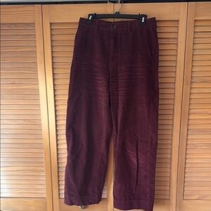 Old navy women’s  Burgundy courduroy trousers